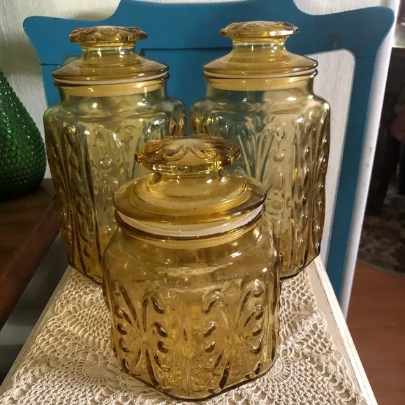 LE Smith Imperial Amber Glass Jar Atterbury Scrolls with Lid 9